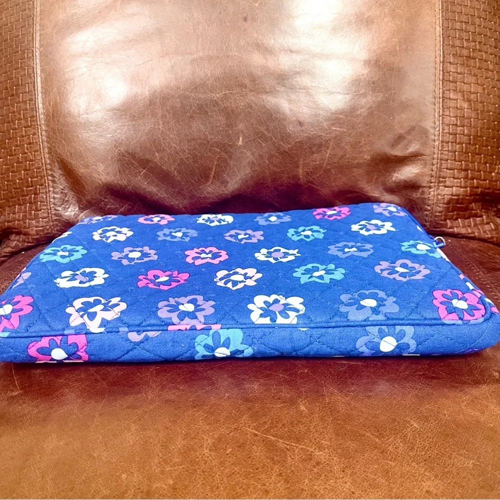 Vera Bradley New Without Tags Royal Blue Floral Print iPad & Laptop Case